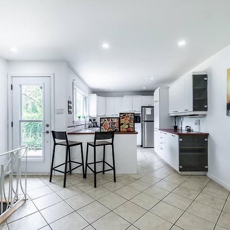 Spacious 4Br House Close To Dt Apartment Brossard Exterior foto