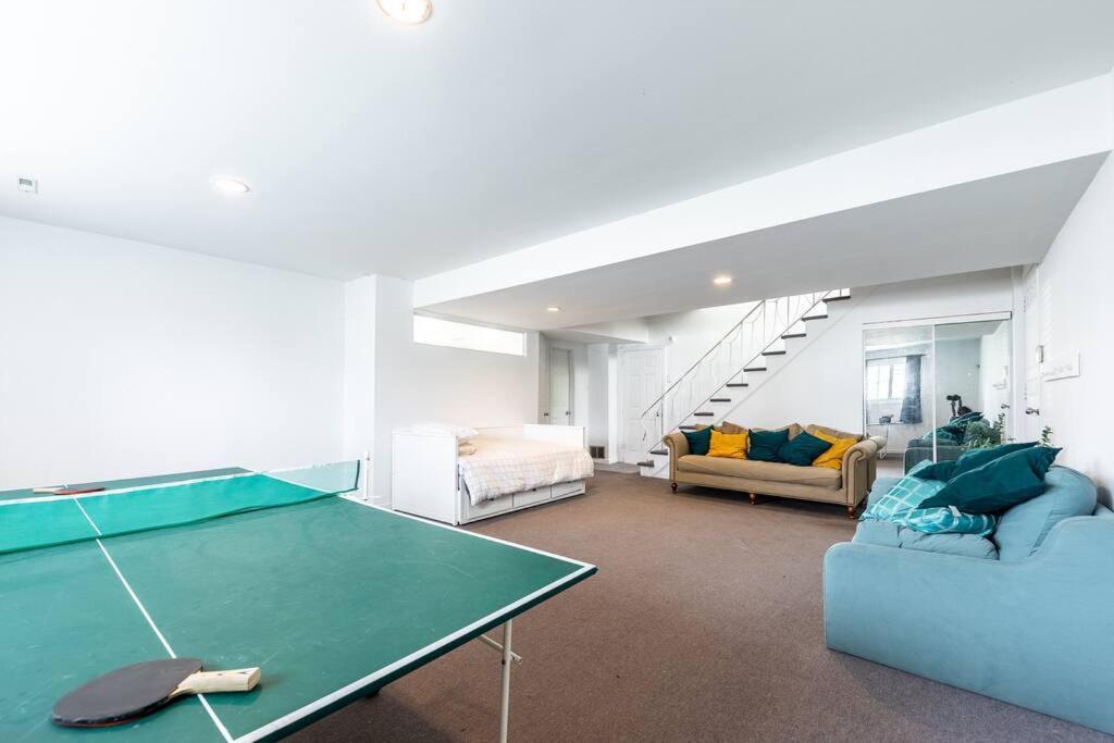 Spacious 4Br House Close To Dt Apartment Brossard Exterior foto