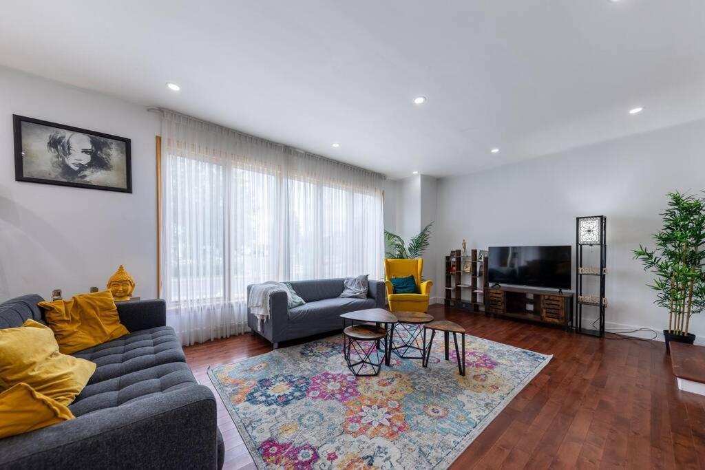 Spacious 4Br House Close To Dt Apartment Brossard Exterior foto